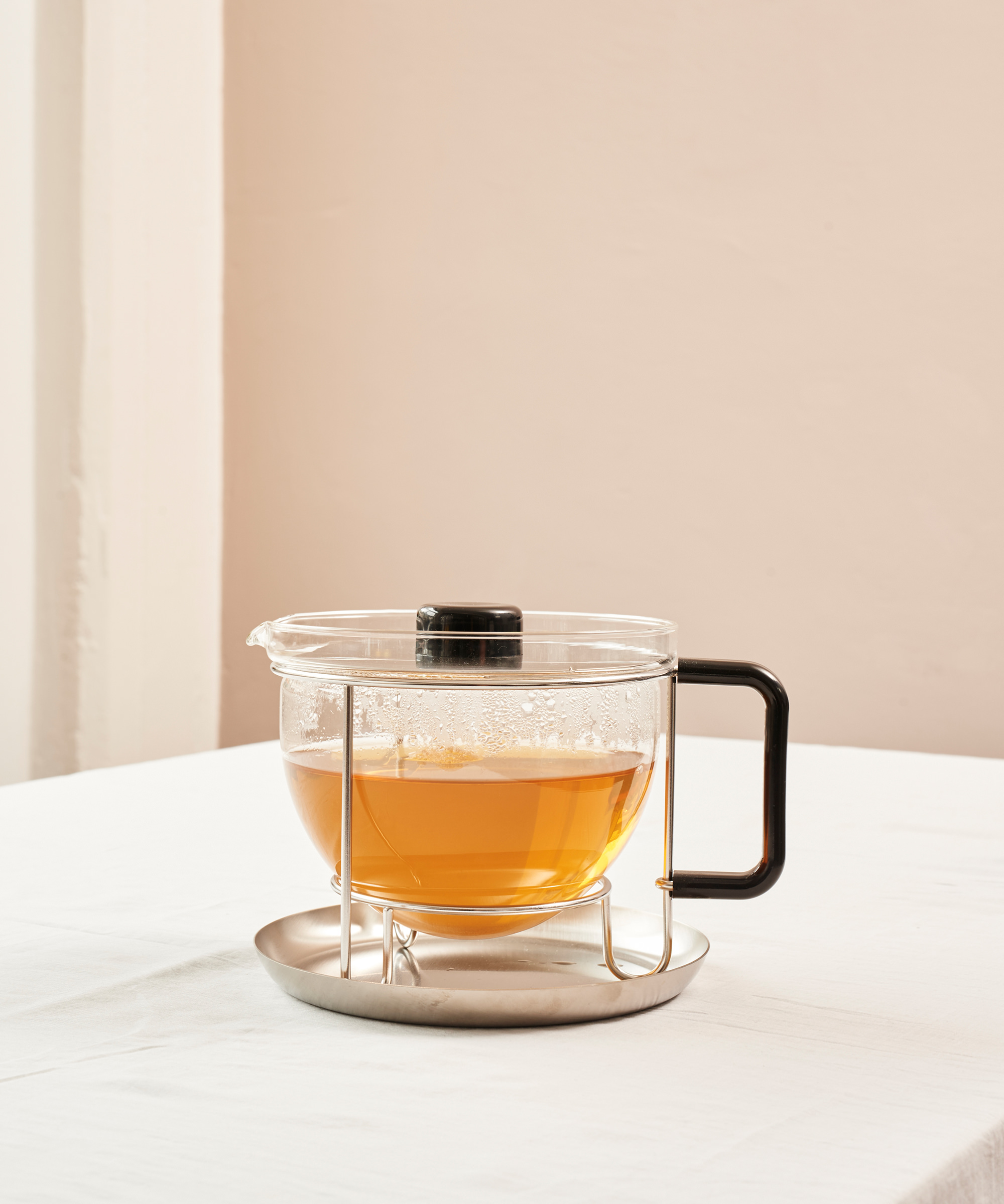 https://mono.de/media/9e/82/65/1607964241/10450-Mono-Classic-Teekanne-Teapot-02.jpg